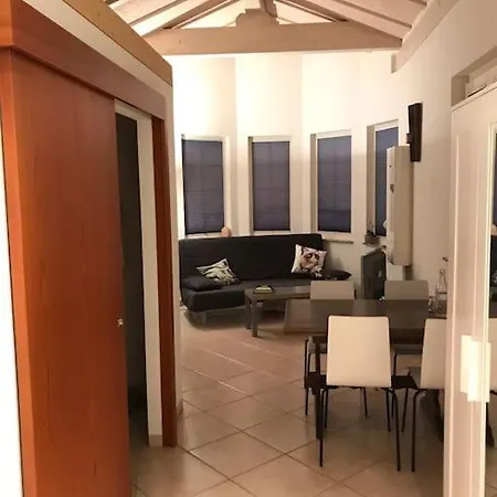 Nina With Garage Direct Train To Zermatt * Sankt Niklaus