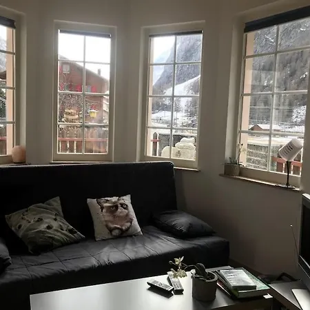 Nina With Garage Direct Train To Zermatt Apartamento *